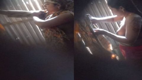 Bangladeshi village beauty boobs show after bath
