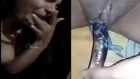 Desi fingering girl cum tasting and dildoing