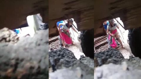 Hot Assamese bhabhi fucking hard from shop keeper hidden mms