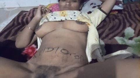 Hubby record wife boobs and pussy video