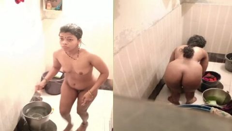 Indian girl bathing naked in bathroom spy cam