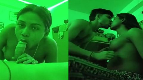 Indian girl boob press and viral blowjob session