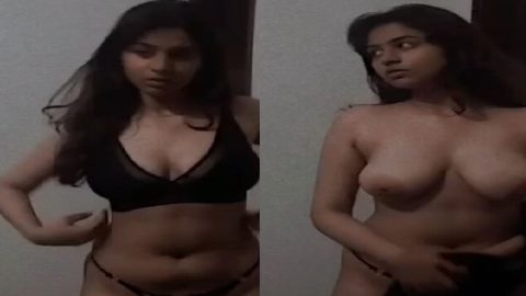 Indian girl in thong standing topless Indian FSI blog