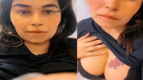 Indian webseries actress nude fingering viral video