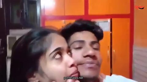South Indian young lovers hot kissing and painful fucking porn mms
