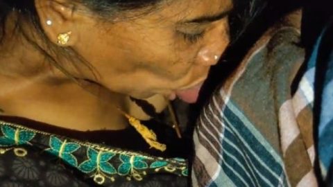 Mature Telugu wife blowjob to her hubby at night