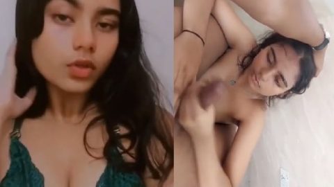 Attractive eyes and boobs of hot Indian girlfriend