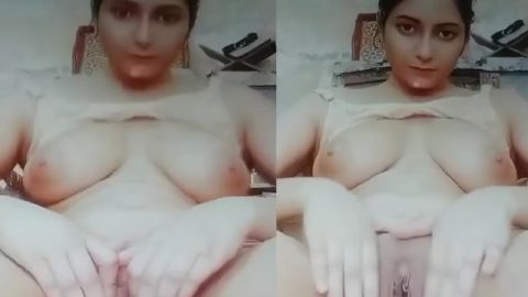 Beautiful Paki sex GF naked viral show for lover