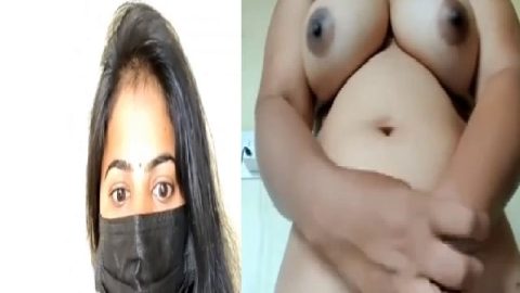 Big boobs Kannada girl Vishali nude private show