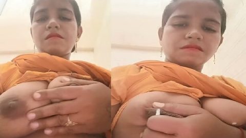 Big boobs bhabhi milking and viral fingering