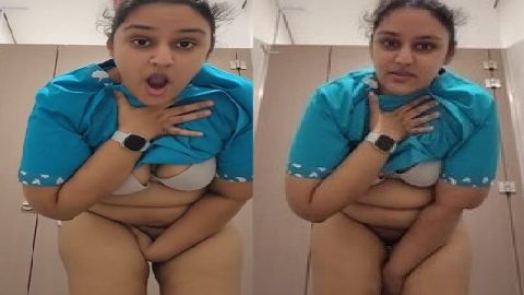 Bubbly GF solo nude photos and videos exposed