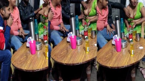 Busty Randi Bhabhi having fun with her clients