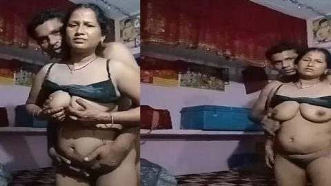 Cheating village mature bhabhi sex with shop guy