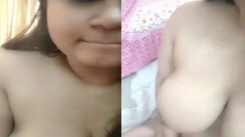 Chubby girl showing big boobs in selfie video