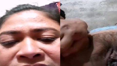 Close up pussy showing of mature horny aunty