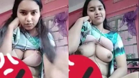 Cute Bengali girl showing her boobs on video call
