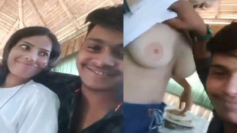 Cute girlfriend viral boobs show in restaurant