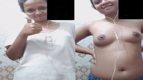 Cute topless bhabhi in bathroom shows small boobs