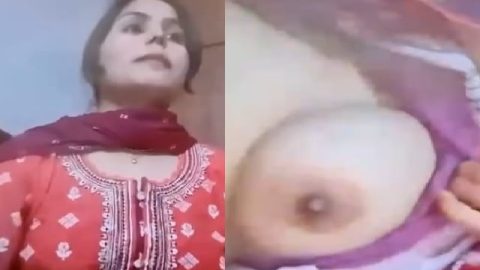 Desi girl private videos showing naked big boobs