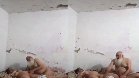 Desi mature sex of old man fucking his wife