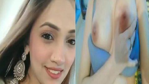 Gorgeous huge boobs Indian girl nude selfies