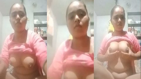 Innocent village girl round boobs show selfie