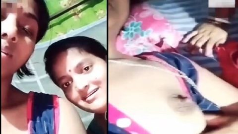 Lesbian MILF nude video call show for money