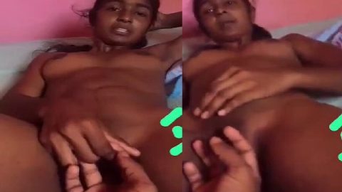 Lover fingering GF pussy before fucking in FSI xxx