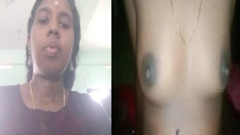 Mallu sex girlfriend riding dick and fingering