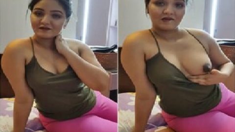 Pregnant bhabhi boobs show viral video MMS