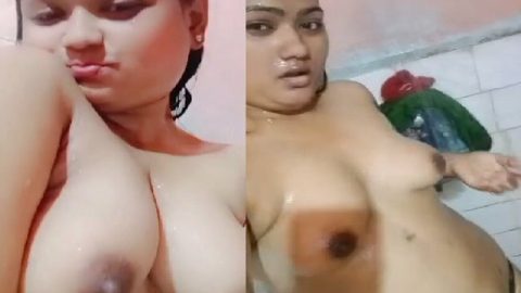 Sexy girlfriend shower bath unseen video