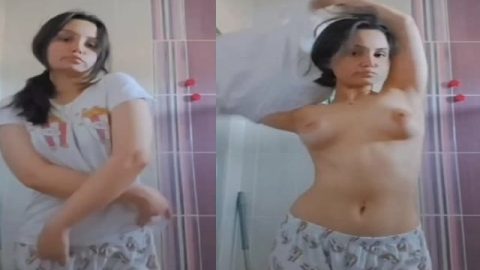 Stripping Indian girl nude videos leaked online