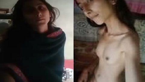 Stripping to nude hot wife Desi viral MMS