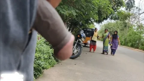 Daring Guy Flashing Sex - In Girls While Asking Mms Video Part 2