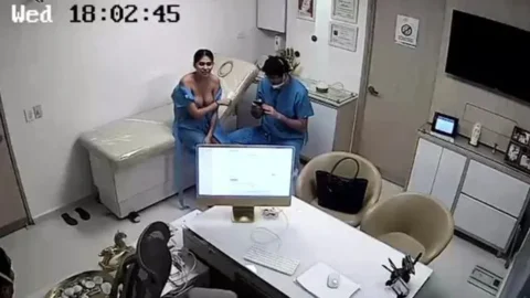 Bhabhi Cosmetic Clinic Naked Infront Of Doctor Captured