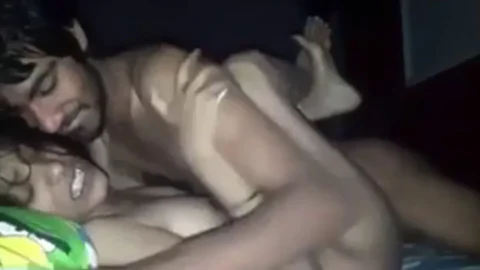 Noida ke amateur couple ki viral aur dirty Hindi blue film
