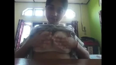Beautiful Indian Girlfriend Shows Her Boobs on Balcony P...