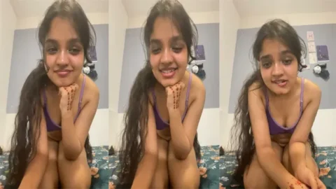 Cute College Babe Showing Nude On Live Videos