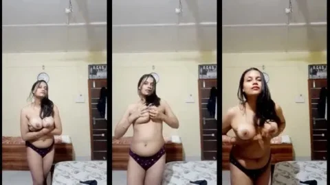 Beautiful Indian Girlfriend Showing Hot Boobs on Video Ca...
