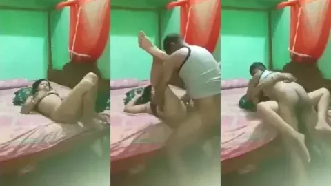 Desi Girlfriend Gets Fucked Hard With Legs Spread Wide On Cam Video MMS
