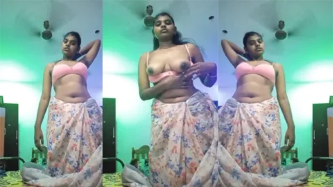 Tamil Cute Young Girl - Boobs Playing Show