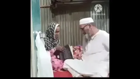 Pakistani Chacha Quick Blowjob in Classroom