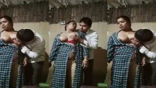 Garam chubby bhabhi ka devar se chuche chusne ka maza MMS Porn