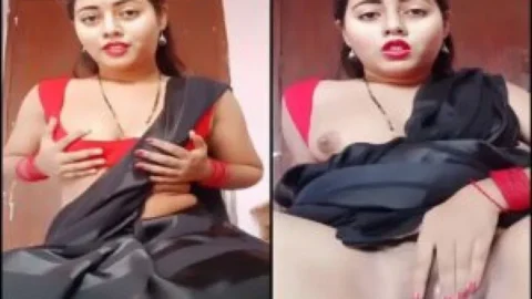 Horny bhabhi in saree Desi fingering wet pussy Desi Porn MMS