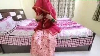 Shy desi wife ka hotel room mein secret hot affair MMS Porn