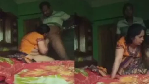 Mature Desi housewife quick sex with neighbor at home Desi Porn MMS