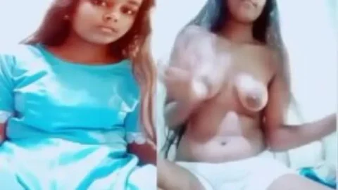 Beautiful girlfriend nude showing for lover Desi Porn MMS