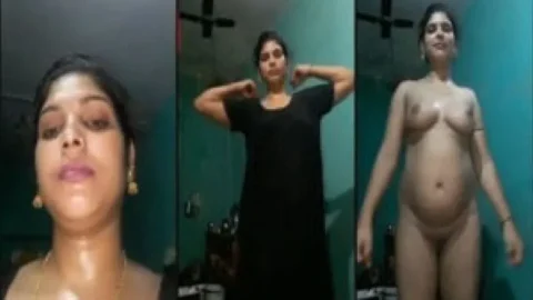 Sexy Dehati Bhabhi showing her nude body Desi Porn MMS