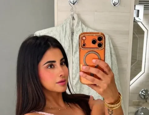 Meeti Kalher Nude BBC Blowjob and Tight Desi Pussy Gets Destroyed Hard MMS
