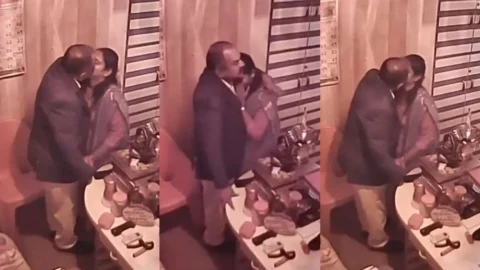 Nashik Viral Astrologer Caught Fucking His Saree Client in Part 4 Video MMS